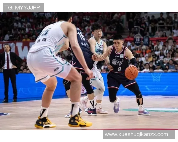 广州篮球队的快速转换战术解析与深度剖析